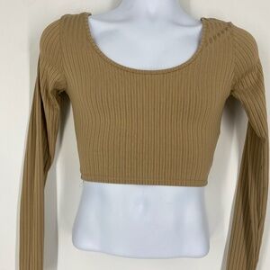 Forever 21 Tan Ribbed Long Sleeve Open-Back Crop Top – Size S